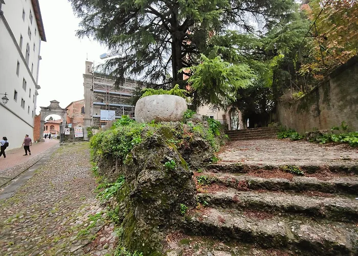 Stanza Due Letti Passons